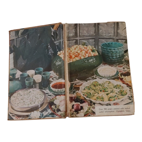 The Good Housekeeping Vintage Cookbook 1st Edition Farrar & Rineheart 1942 - Picture 4 of 9